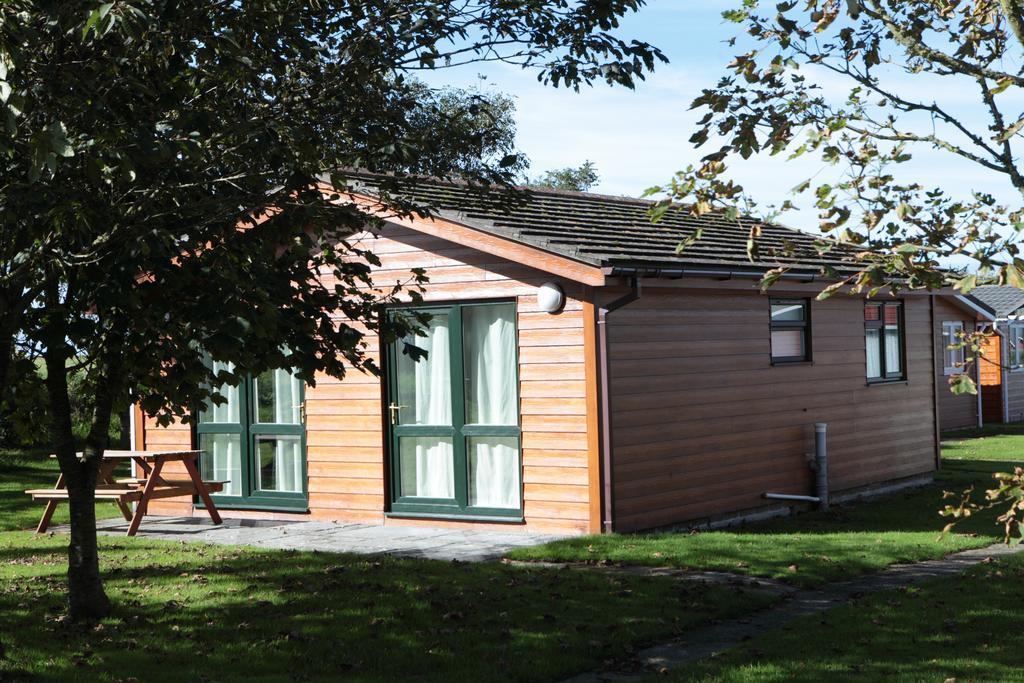 Atlantic Bays Holiday Park Saint Ervan Екстериор снимка